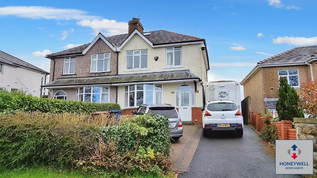 Slade Lane, Padiham, BB12 9AA 3 bed semidetached house for sale £349,950