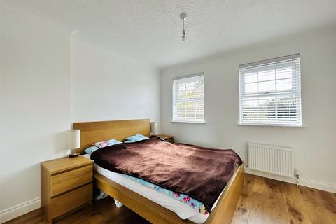 3 bedroom terraced house for sale - Artillery Mews, Tilehurst Road, Reading, Berkshire, RG30