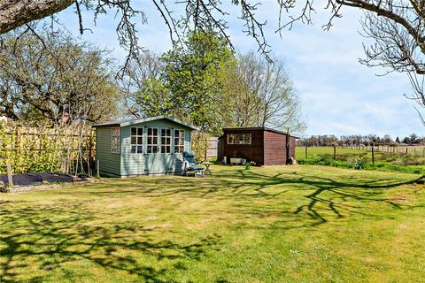 3 bedroom terraced house for sale, Knights Lane, Ball Hill, Newbury, Hampshire, RG20