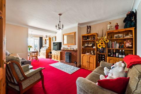 16 Highfield Road, Sutton, SM1 4JX
