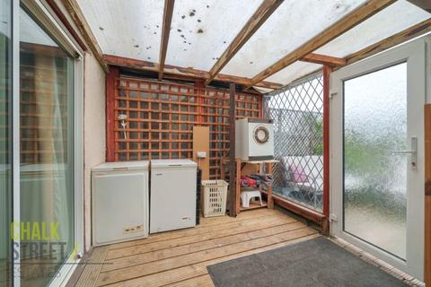 6 Pentire Close, Upminster, RM14 1QJ