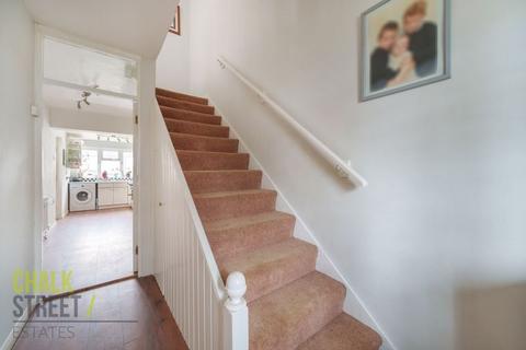 6 Pentire Close, Upminster, RM14 1QJ