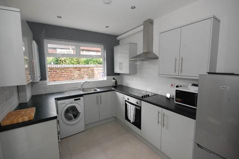 1 bedroom in a house share to rent - Herondale Road, , Mossley Hill