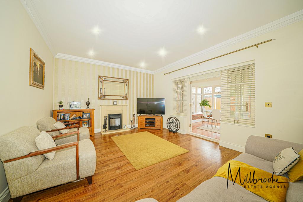 Abbeycroft Close, Astley, Manchester, M29 4 bed townhouse £370,000