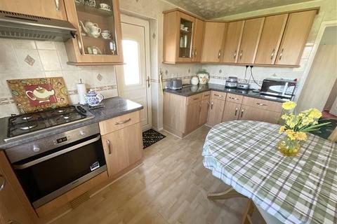 3 bedroom bungalow for sale, Christchurch Avenue, Aston, Sheffield, S26 2AW