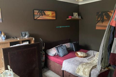 2 bedroom flat to rent - 30a Mill Street, Tonyrefail, Porth