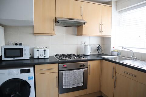 1 bedroom end of terrace house to rent, Ashdown Way, Balham, SW12 7TH