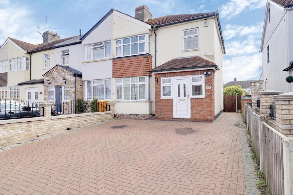South End Road, Rainham RM13 3 bed end of terrace house for sale £440,000