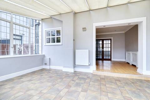 154 South End Road, Rainham, RM13 7XR