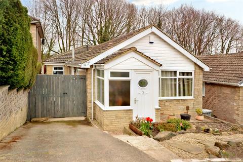 3 bedroom bungalow for sale - Woodhall Drive, Kirkstall, Leeds