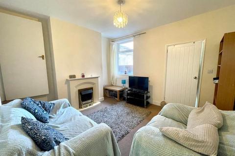 127 Central Road, Hugglescote, Coalville, LE67 2FL