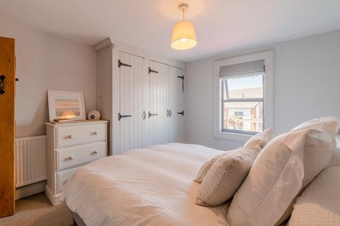 38 School Road, Charlton Kings, Cheltenham, GL53 8AU