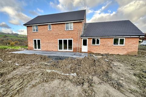 4 bedroom detached house for sale, Cae Bryncoch, Llanbrynmair, Powys, SY19