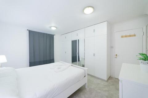 2 bedroom apartment for sale, Courtfield Gardens, Kensington, London, SW5