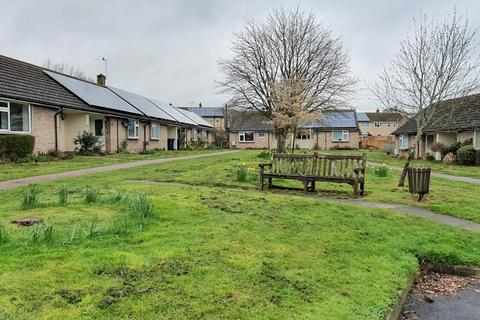 40 Chalklands, Linton, Cambridge, CB21 4JH