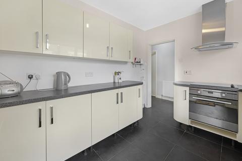 38 Windermere Road, Kettering, NN16 8UE