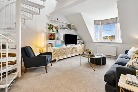 2 bedroom duplex for sale - Bolingbroke Road, London, W14