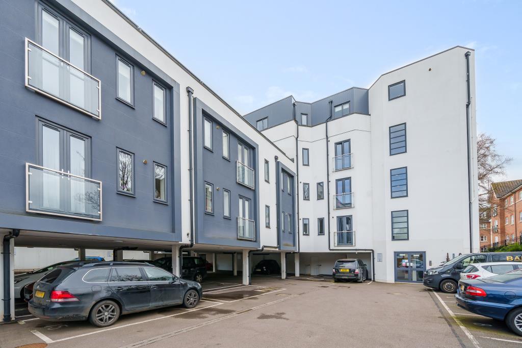 Walton Street, Aylesbury, HP21 2 bed for sale £200,000