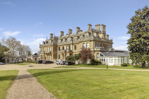 6, The Mansion Cobham Park, Cobham, KT11 3LE