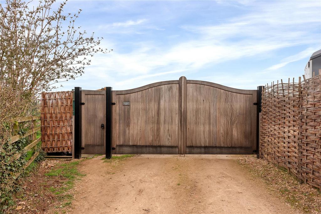 Yard Access
