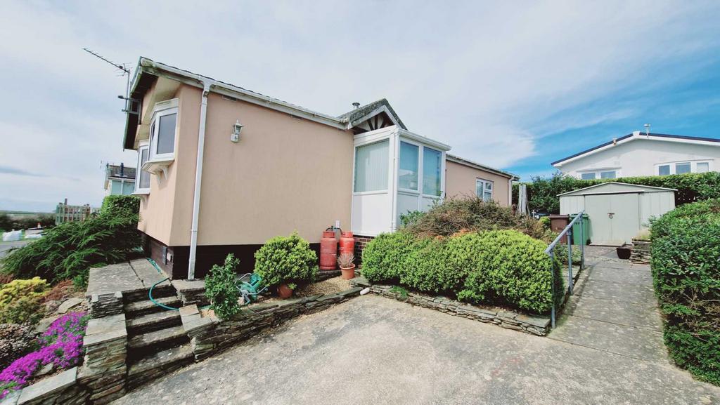 Roughtor View, Park, Delabole 2 bed retirement property for sale