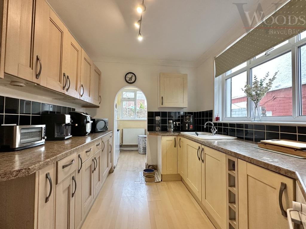 Preston Down Road, Paignton 3 bed semidetached house for sale £260,000