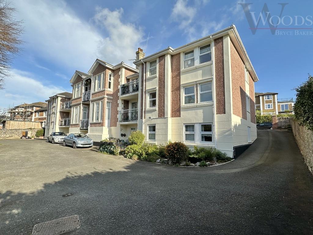 Palermo Road, Torquay 2 bed apartment for sale £230,000