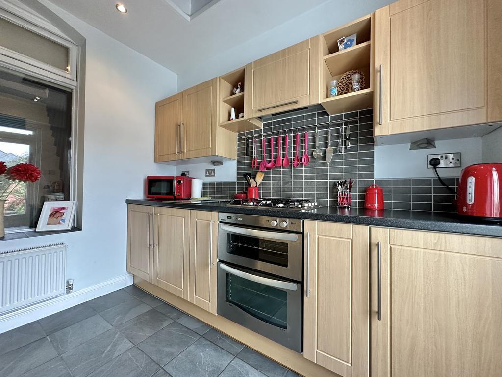 Preston, Paignton 2 bed cottage for sale £265,000