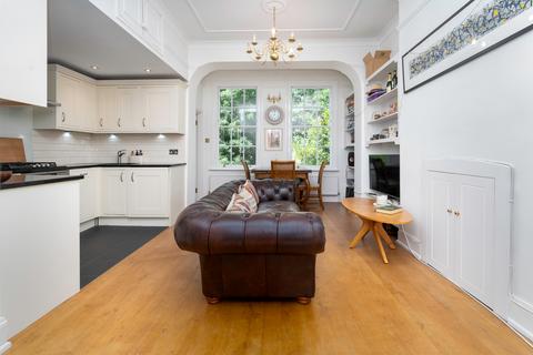 2 bedroom apartment to rent, Hemingford Road, Islington, London, N1