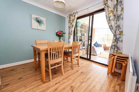 9 Bramble Close, Welton, Lincoln, LN2 3TX