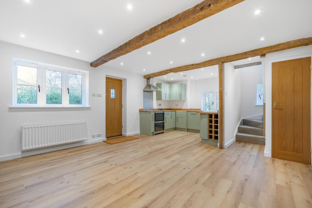 Kitchen/Living Area
