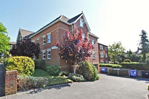 2 bedroom apartment to rent, Glenair Avenue, Ashley Cross