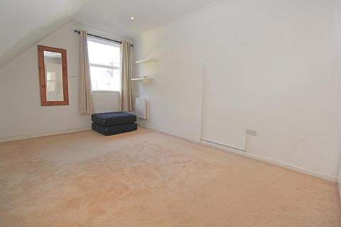 2 bedroom apartment to rent, Glenair Avenue, Ashley Cross