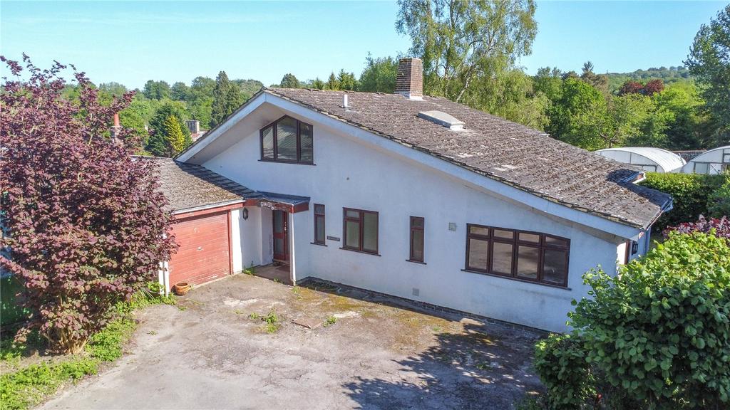 Forest Row, East Sussex 3 bed detached house for sale £695,000