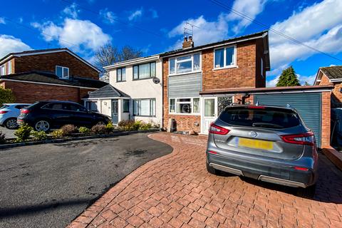 24 Derwent Drive, Bewdley, DY12 2PN