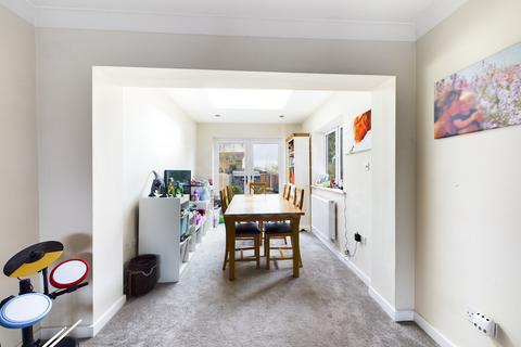 24 Derwent Drive, Bewdley, DY12 2PN