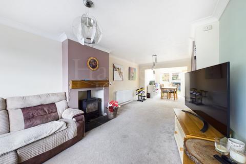 24 Derwent Drive, Bewdley, DY12 2PN