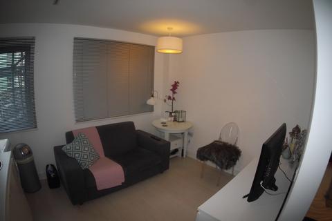 Studio to rent, Manor Mills, Ingram Street, Leeds, West Yorkshire, LS11