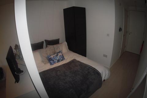 Studio to rent, Manor Mills, Ingram Street, Leeds, West Yorkshire, LS11