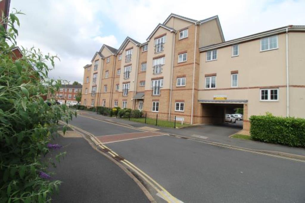 25 Greenfield Gardens, Shrewsbury, SY1 2RN 2 bed apartment to rent £