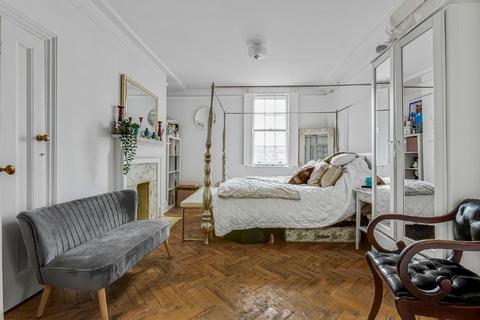 4 bedroom flat for sale, Baker Street, London