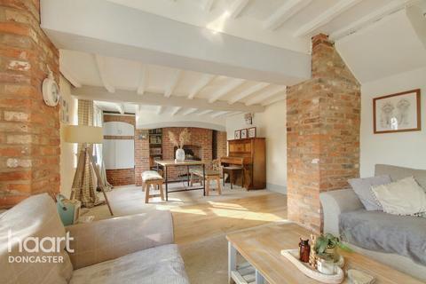 13 Old Epworth Road, Hatfield, Doncaster, DN7 6LP