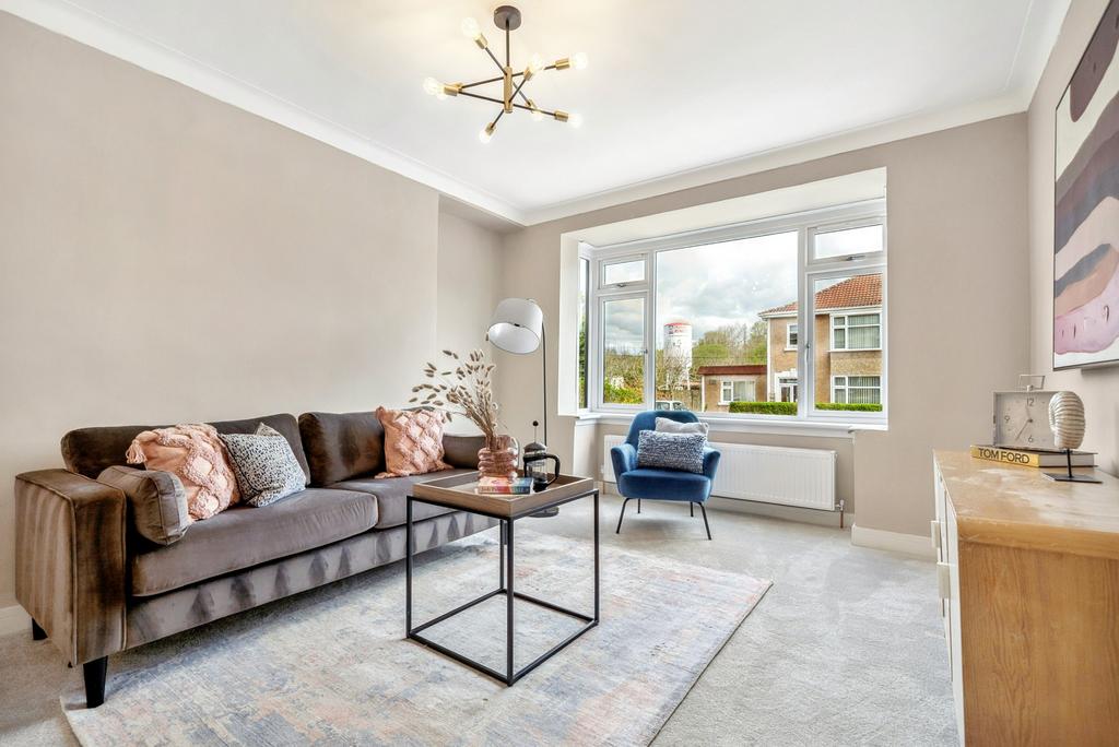 Drumby Crescent, Clarkston, East... 3 bed semidetached house £335,000