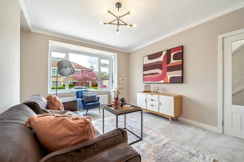 18 Drumby Crescent, Clarkston, Glasgow, G76 7HJ