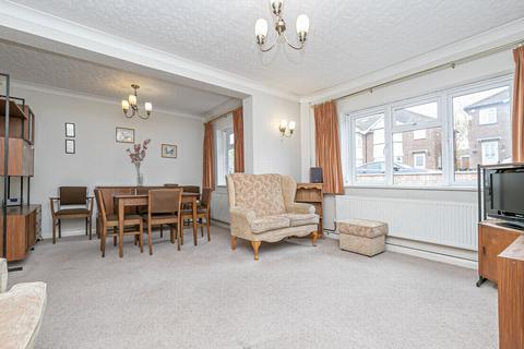 2 bedroom semi-detached house for sale, Dene Road, Buckhurst Hill, IG9