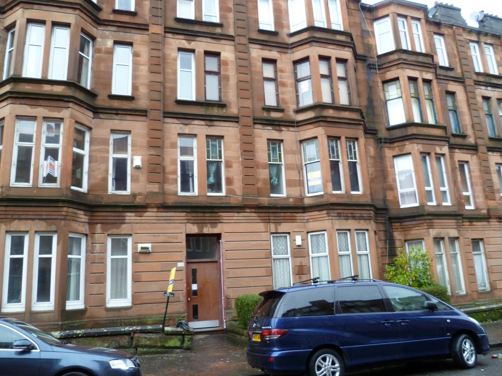 Copland Road, Ibrox, Glasgow, G51 2 bed flat £775 pcm (£179 pw)