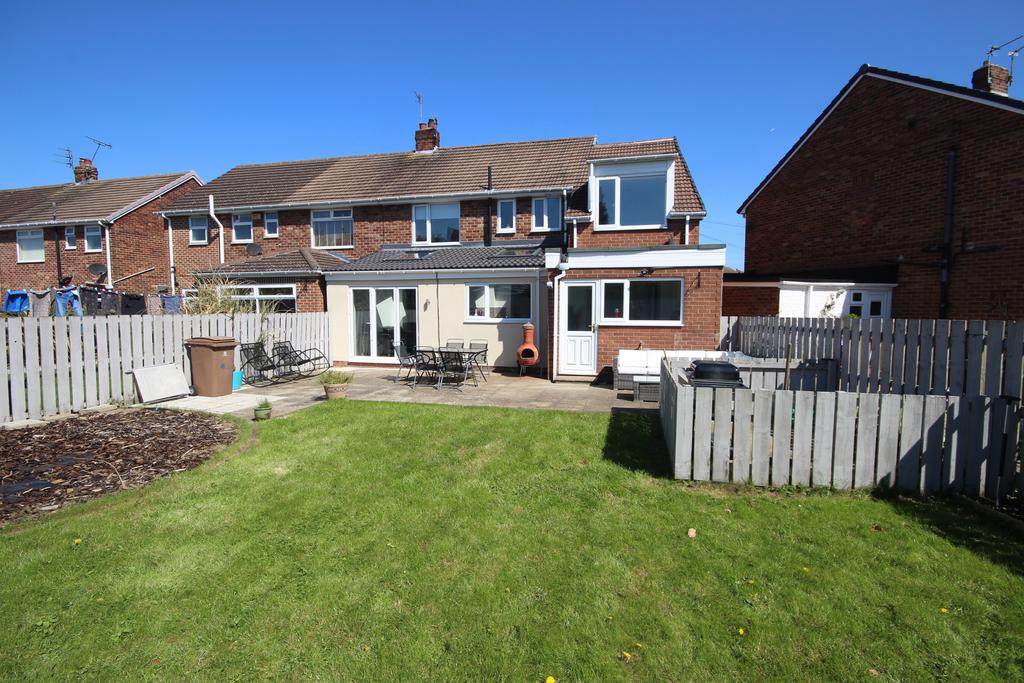 Arundel Drive, West Monkseaton... 4 bed semidetached house £355,000