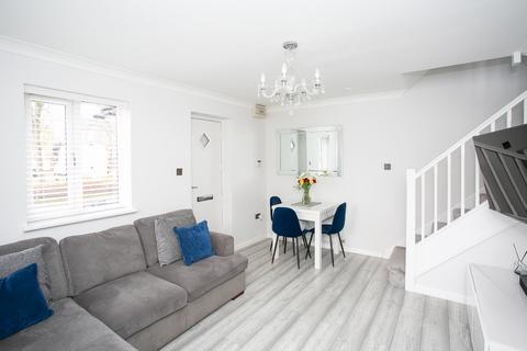 46 Siskin Close, Bushey, WD23 2HN