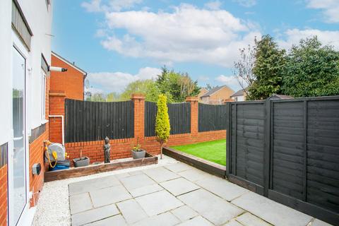 46 Siskin Close, Bushey, WD23 2HN