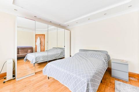 34 Primrose Way, Wembley, HA0 1DR